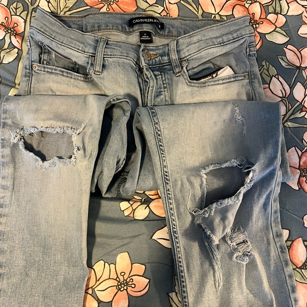 Calvin Klein Blue Slim boyfriend with Distressed Detailing